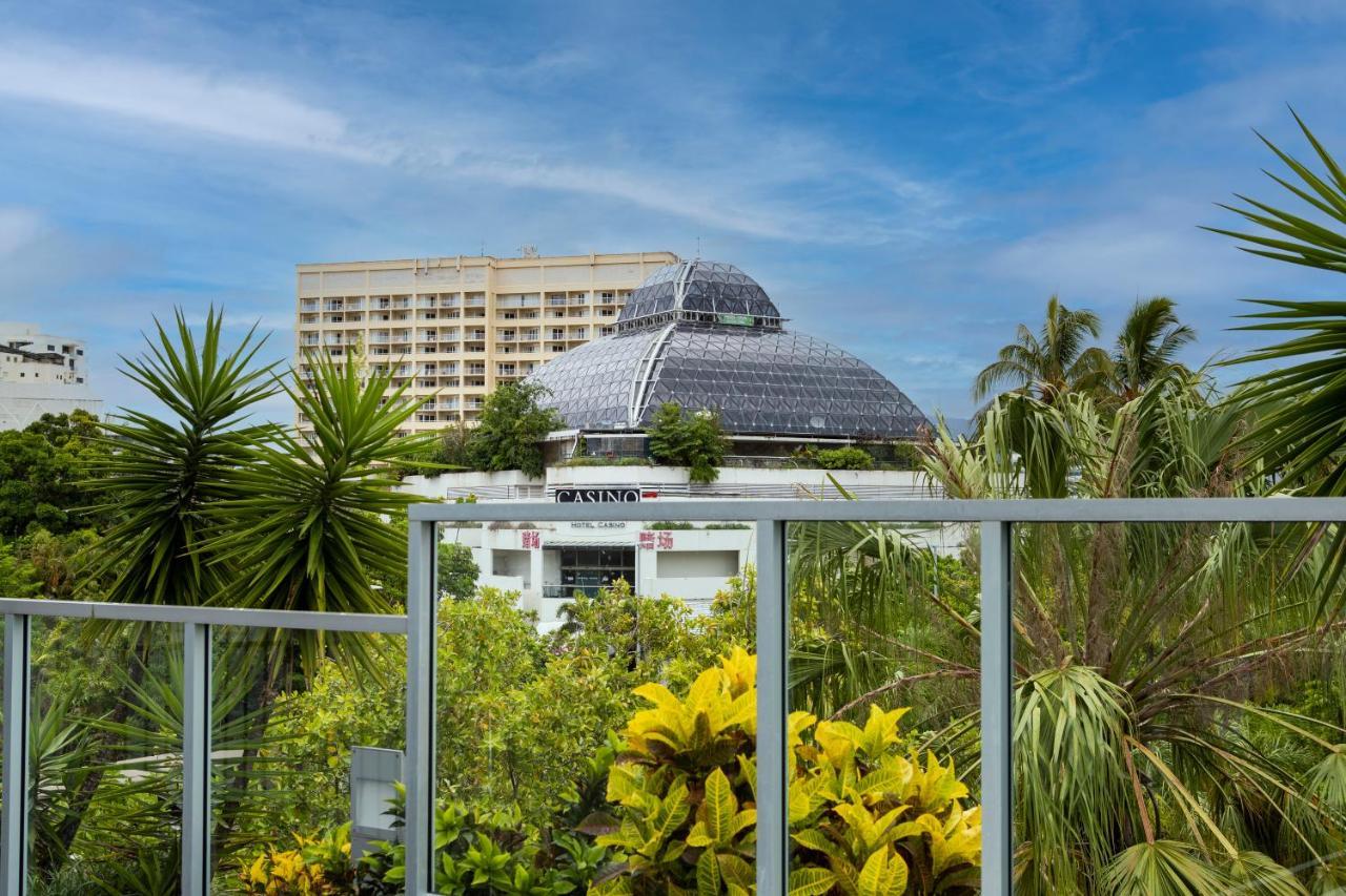 Apartamento Cairns Waterfront Luxury At Harbourlights Exterior foto