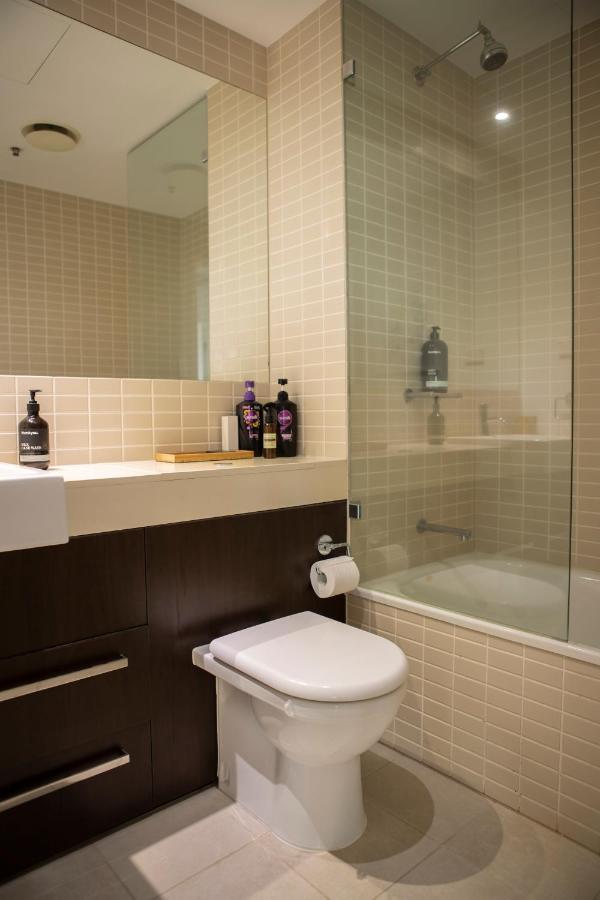 Apartamento Cairns Waterfront Luxury At Harbourlights Exterior foto