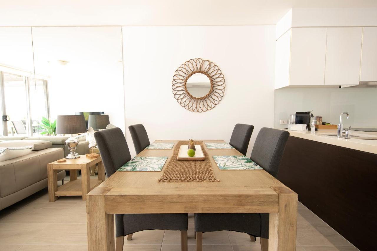 Apartamento Cairns Waterfront Luxury At Harbourlights Exterior foto